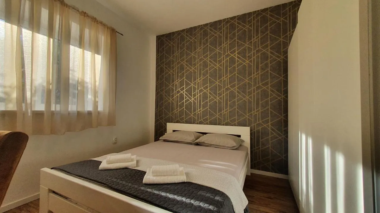 Istrianka Apartment Pula 0*,  Croatia